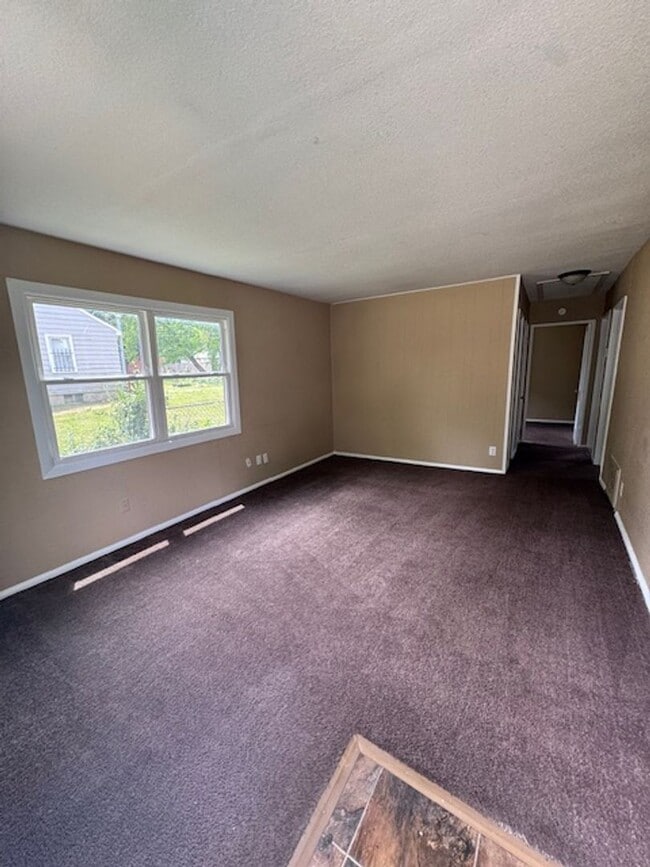 Building Photo - 4206 Lillie St