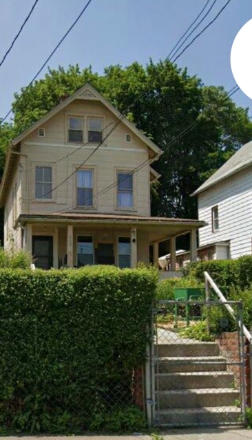 Building Photo - 206 Smith St