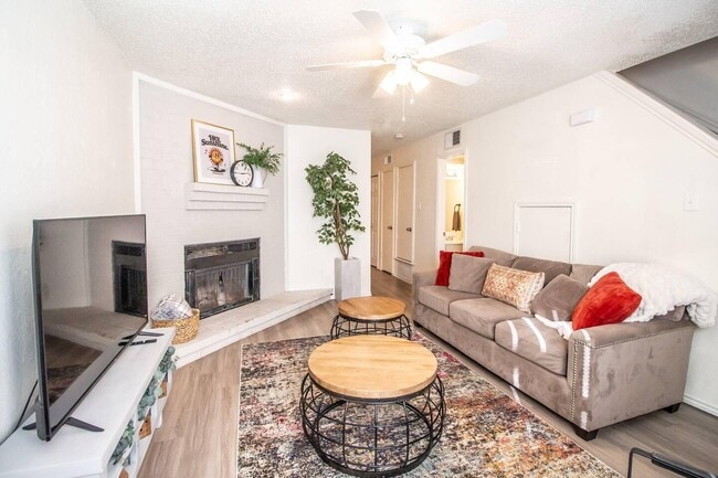 Foto del edificio - 5806 6th St