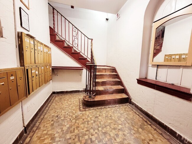 Foto del edificio - 401 Central Ave