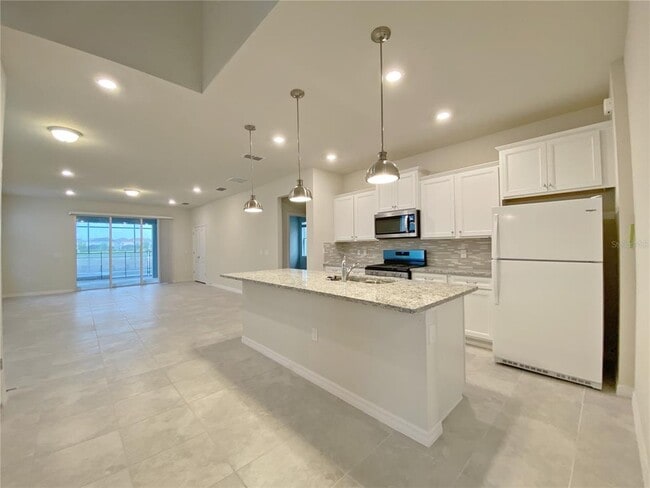 Foto del edificio - 7360 Oakmoss Loop