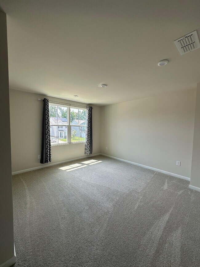 Foto del edificio - 1460 Burgundy Blf Ln