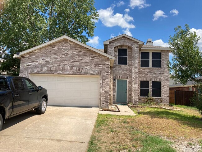 Foto del edificio - 8009 Canoe Ridge Ln