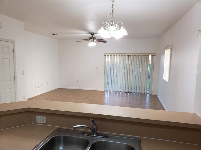 Building Photo - 7917 Tuscany Dr