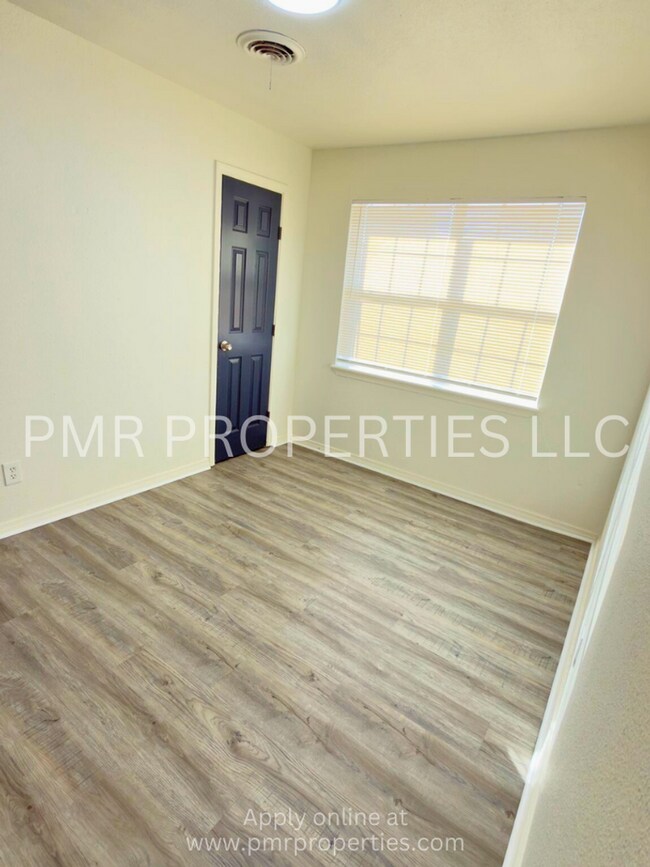 Foto del edificio - 3 Bedrooms / 1.5 Bathroom House