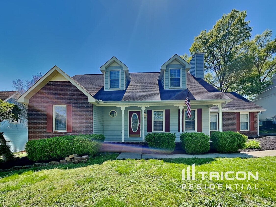 Primary Photo - 107 Saint Martins Lane Smyrna TN