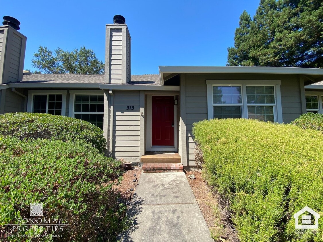 Primary Photo - Furnished 2bd/2ba Condo!