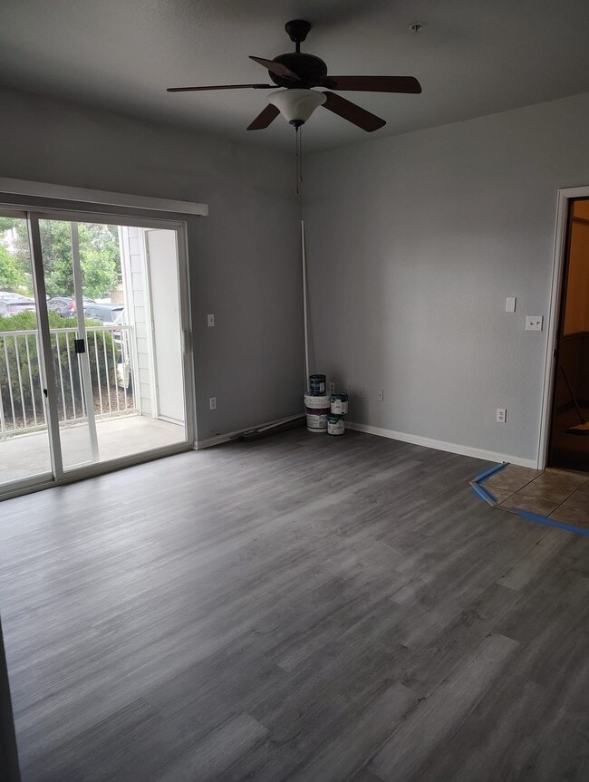Building Photo - 15700 E Jamison Dr