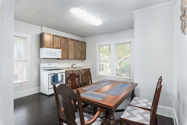 Foto del edificio - 2680 Post St