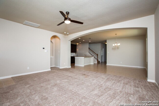 Foto del edificio - 4 Bedroom/2.5 Bathroom Home in the Hidden ...