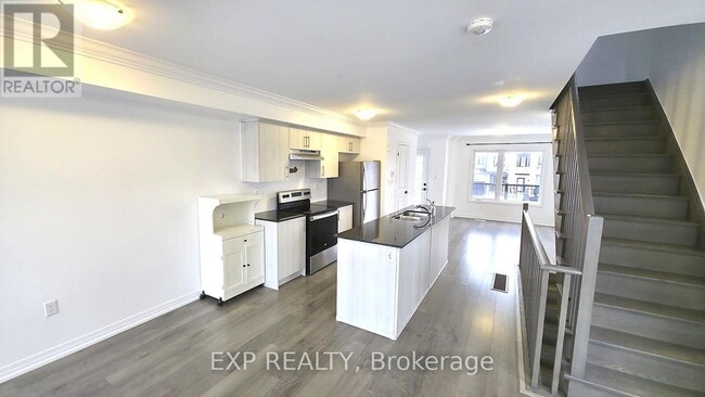 Building Photo - 111 Fairlane Ave