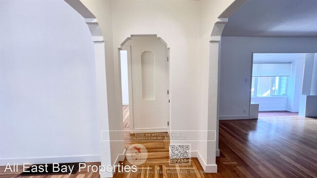 Building Photo - 5 br, 3 bath House - 4231 Saint Andrews Rd.