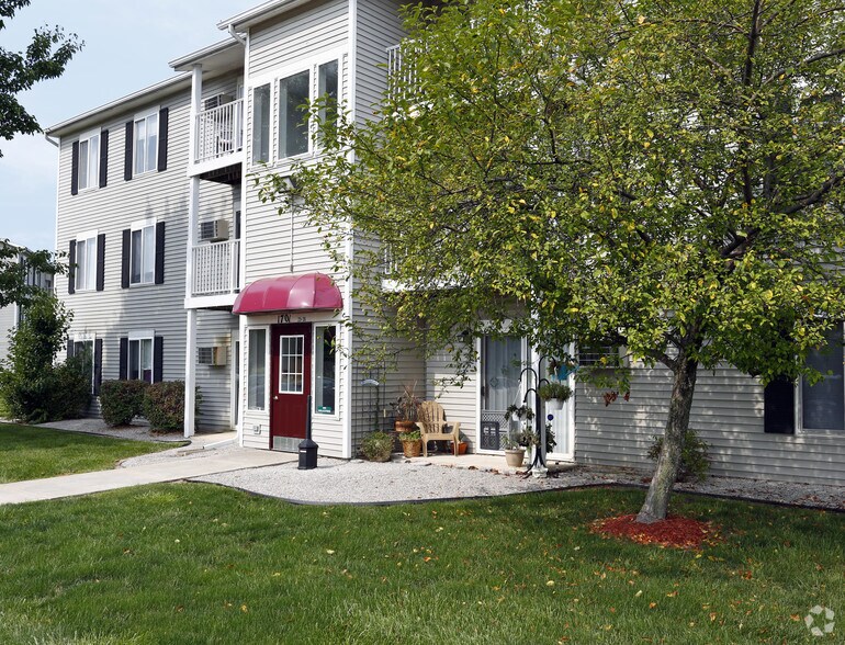 Custer Estates Apartments Rentals Monroe, MI