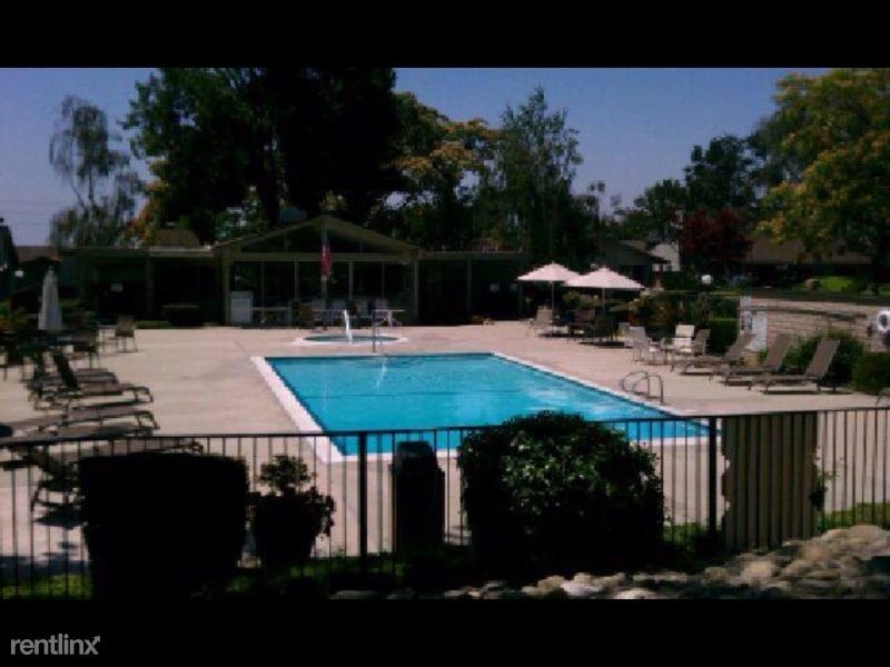 Primary Photo - 3 br, 2 bath Condo - 1694 Carmel Cir E