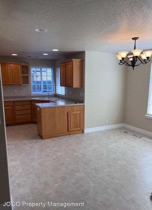 Foto del edificio - 3 br, 2 bath House - 1441 George Tweed Blvd