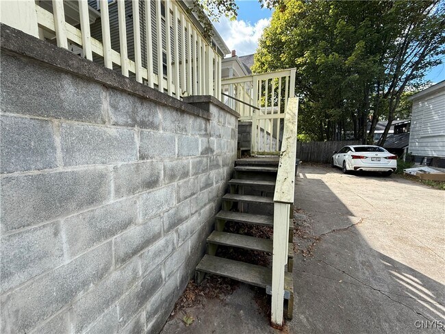 Foto del edificio - 4 Pleasant St