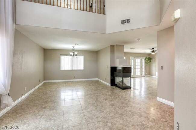 Building Photo - 9649 Mesa Ridge Ct