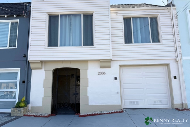 Foto del edificio - Fully Remodeled 3BR/2BA Home with 2 Car Garage in SF