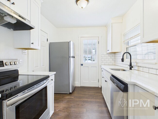 Foto del edificio - Bright & Inviting 3 Bedroom, 1 Bath Single Family Home in Upper Dauphin School District!