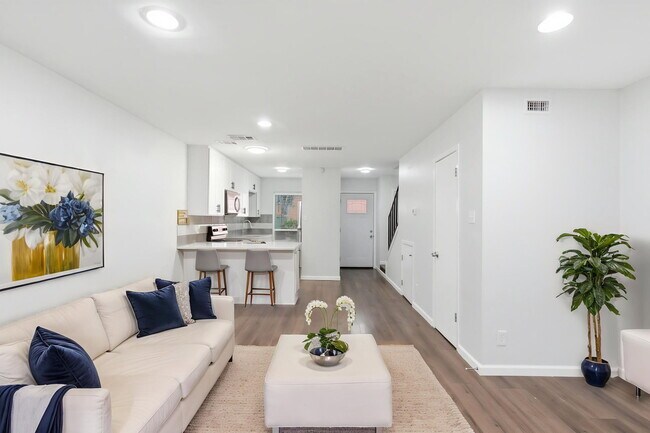 Foto del edificio - 3820 Southway Dr