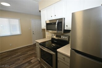 Building Photo - 2508 N McCarran St