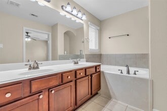 Building Photo - 9314 Sundew Ct