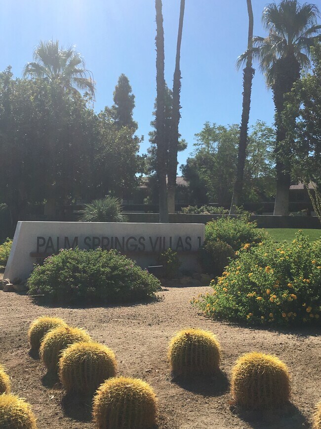 Foto del edificio - 2875 N Los Felices Rd