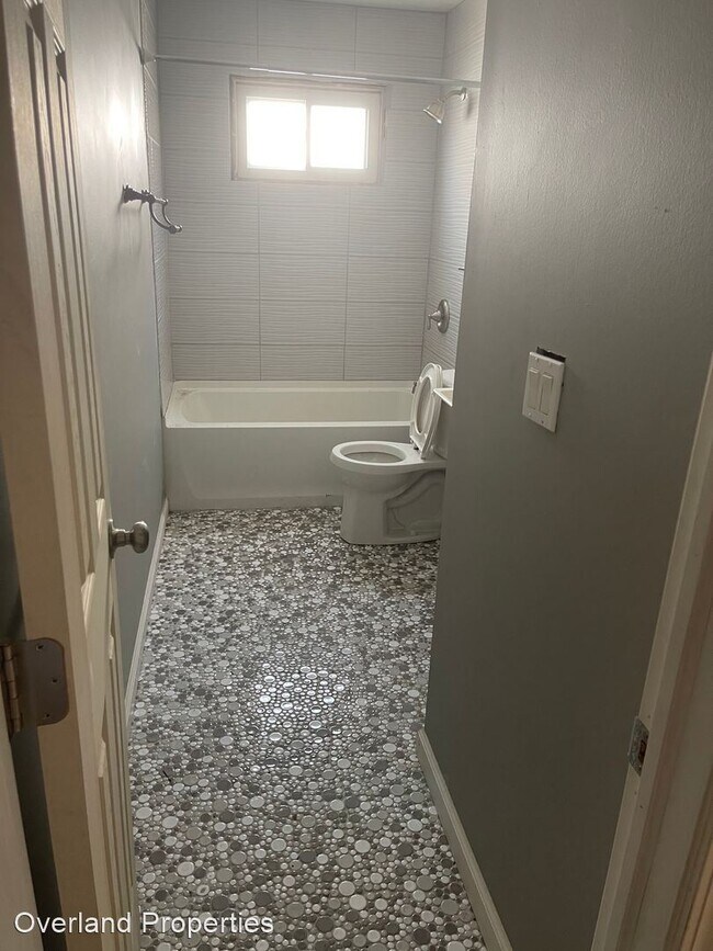 Building Photo - 2 br, 1 bath House - 49 Sector Dr