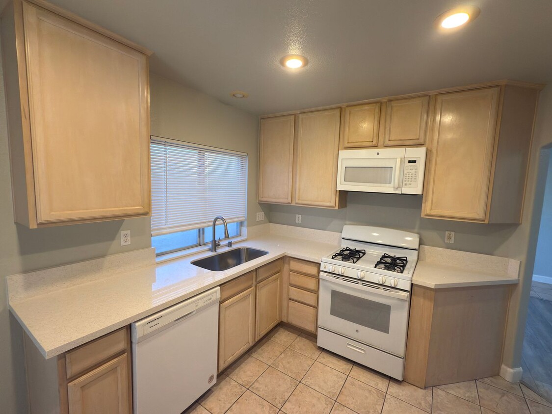 Foto principal - 3 Bedroom Home located in Summerlin