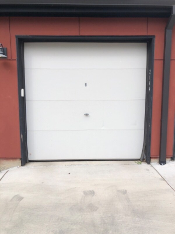 Building Photo - 2144 Glenarm Pl