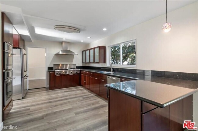 Foto del edificio - 5 br, 3 bath House - 20001 Gypsy Ln