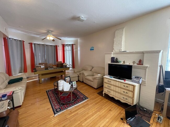 Building Photo - 74 Dwight St