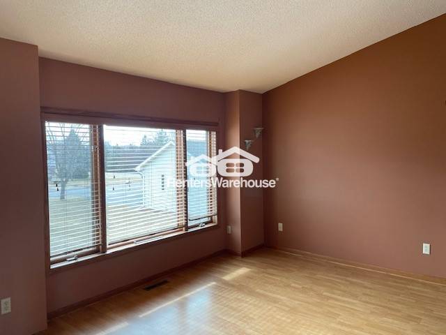 Foto del edificio - 6861 137th Ln NW