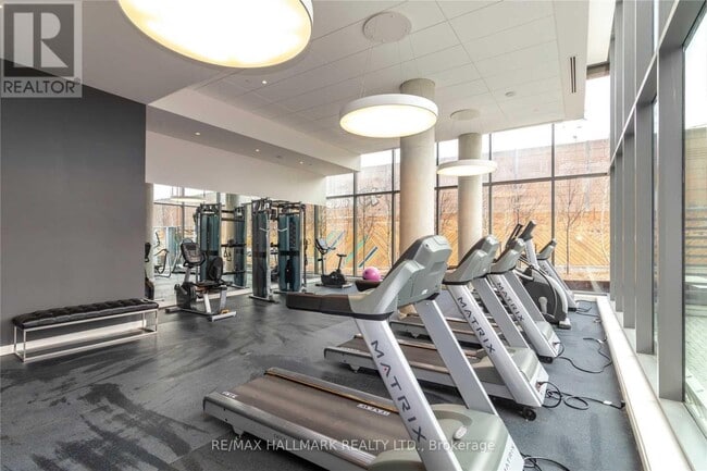 Building Photo - 160 Fleminton Rd