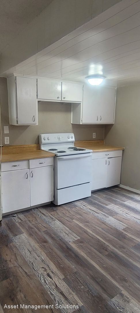 Building Photo - 5 br, 1.5 bath House - 616 NW 113th St.