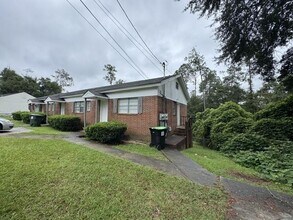 Building Photo - 133 Garland Terrace