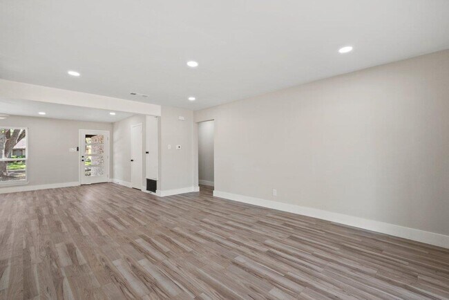 Foto del edificio - 1313 Redbud Trail