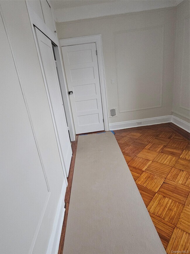 Foto del edificio - 399 Irving Ave