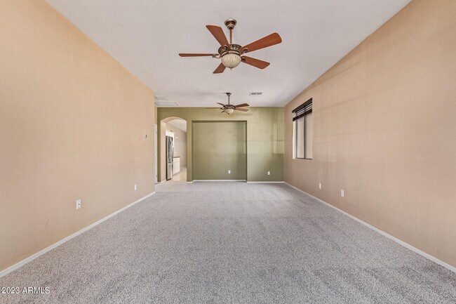 Foto del edificio - 11826 N 146th Ave