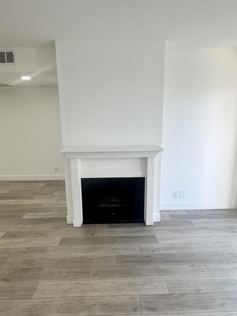 Foto del edificio - 1550 N Fuller Ave
