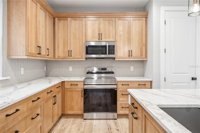 Foto del edificio - 444 Delaney Park Dr