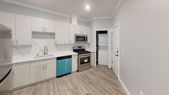 Foto del edificio - 680 Grand St