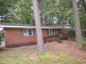 Building Photo - 732 N Harrison Ave