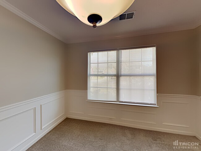 Building Photo - 6469 Snowden Dr