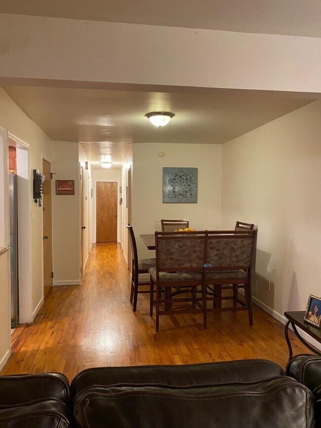 Building Photo - 34 Trask Ave