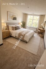 Building Photo - 247 E Main St