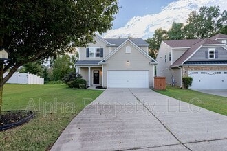 Building Photo - 18 Parkwalk Dr