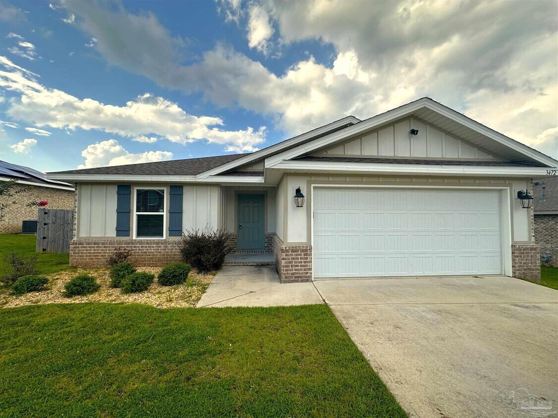 Foto principal - 3472 Blaney Dr