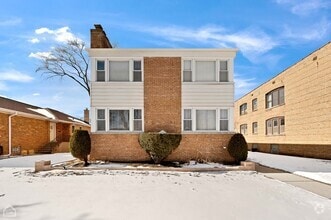 Building Photo - 8912 Forestview Rd