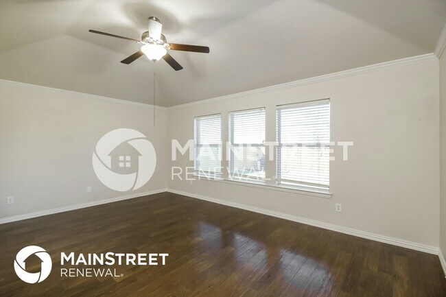 Building Photo - 2520 Castle Pines Dr